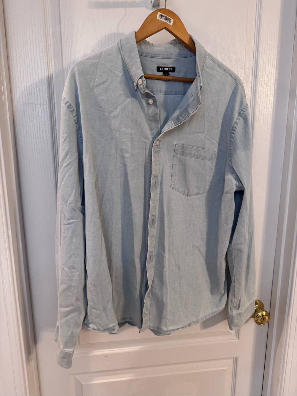 Express Men’s Light Blue Button-Down Shirt - denim